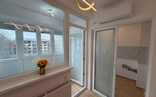 Garsoniera renovata bloc anvelopat Lujerului, Militari - Poză 1