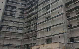 BRASADAS vinde ap cam etaj 6/8 Soarelui. - Poză 1