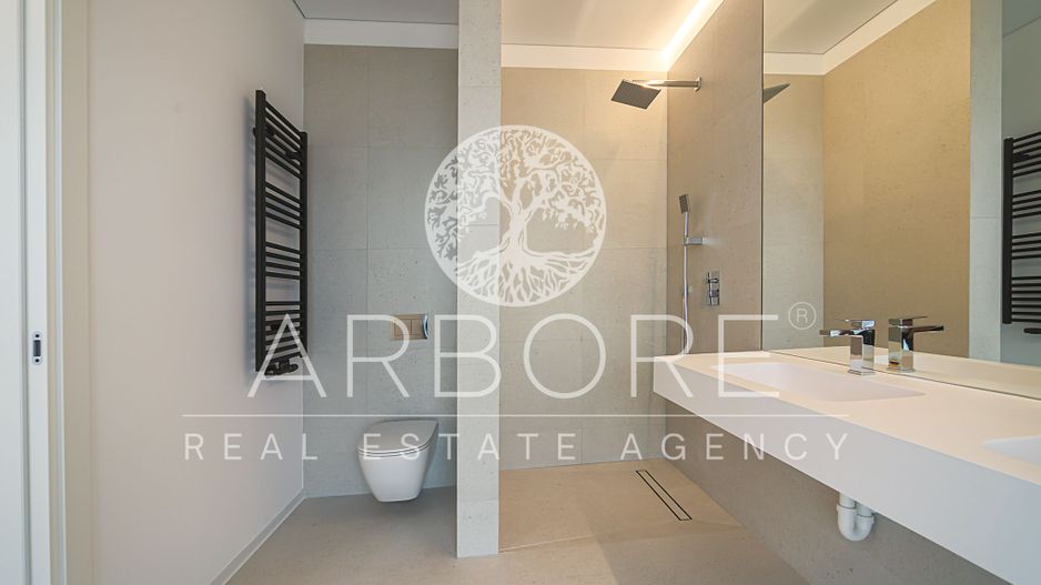 Apartament de Vânzare cu 3 Camere în Zona de Nord a Bucureștiului - Poză 26