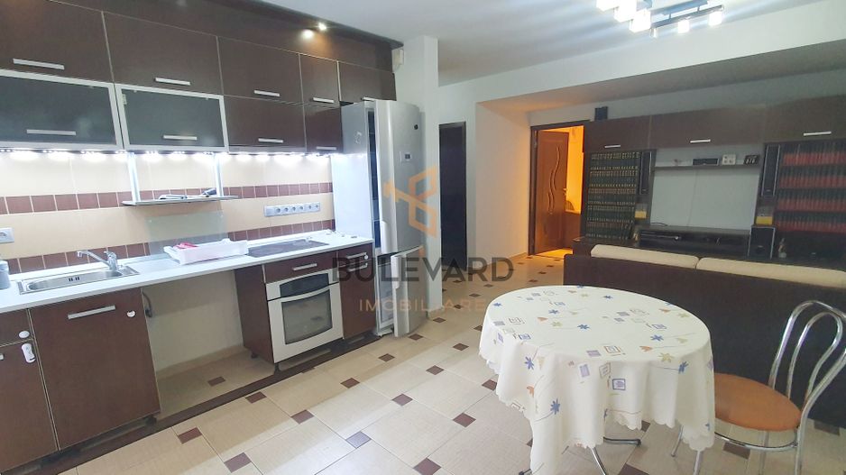 Comision 0! Apartament cu 3 camere+parcare, zona Parcului Poligon! - Poză 1