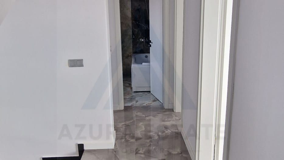 Casa moderna la cheie 5 camere 2 bai 120 mp utili si curte in Cristian - Poză 6