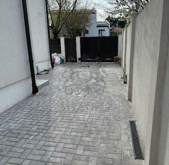 Vanzare | Vila Consolidata | Renovata | 2024 | 257 mp utili | Superba - Poză 3