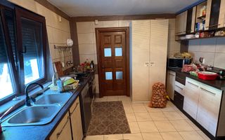 VILĂ 166MP | PISCINĂ INTERIOARĂ | CURTE | Radauti,Suceava | - Poză 4