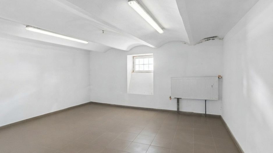 Casă 3 camere, garaj+Spațiu Comercial în Freidorf - Poză 32
