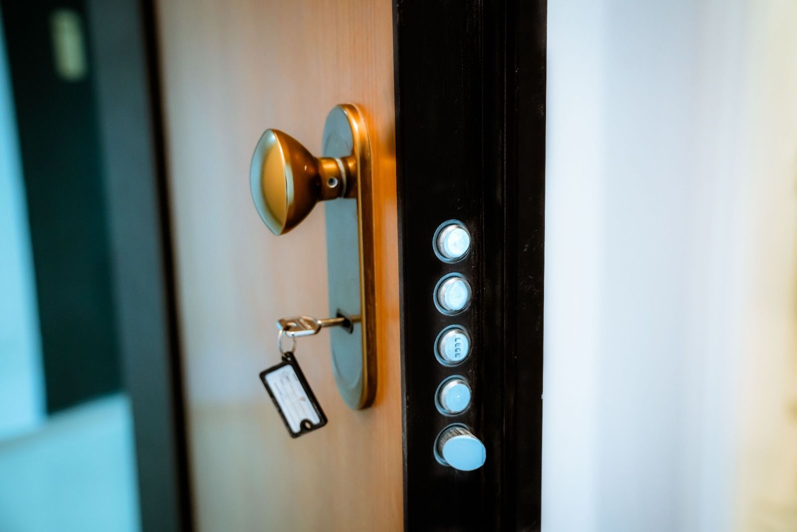 𝗔𝗽𝗮𝗿𝘁𝗮𝗺𝗲𝗻𝘁 𝗶𝗻 𝗥𝗲𝘀𝗶𝘁𝗮 _𝗕𝗟𝗢𝗖 𝗡𝗢𝗨 _𝗠𝗢𝗕𝗜𝗟𝗔𝗧_ - Poză 15