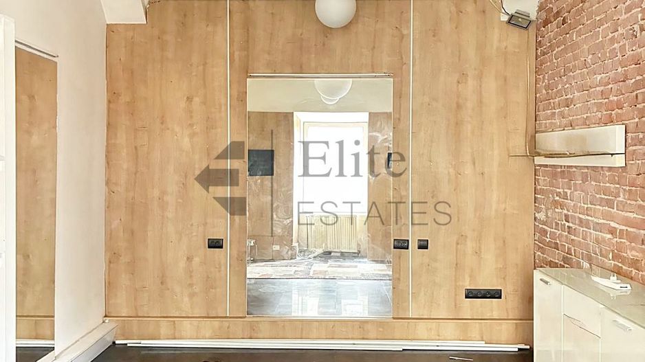 Apartament ultracentral in Pasajul Vulturul Negru din Oradea - Poză 11