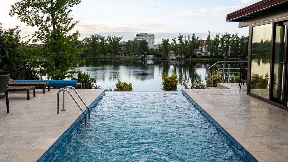Vilă cu acces direct la lac | Piscină încălzită, sauna - Poză 13