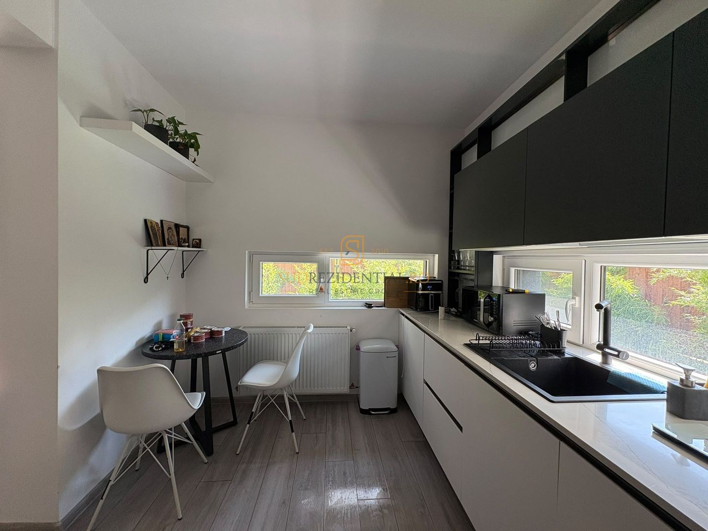 Duplex modern cu 4 camere, curte amenajata, com.Berceni - Poză 13