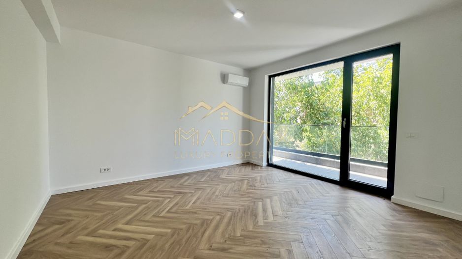 Vilă **6 camere  **451mp // Zona Iancu Nicolae - Poză 110