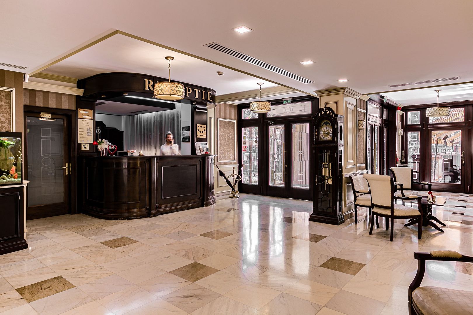 Oportunitate exclusivă de investiție: Hotel Best Western Central Arad - Poză 2