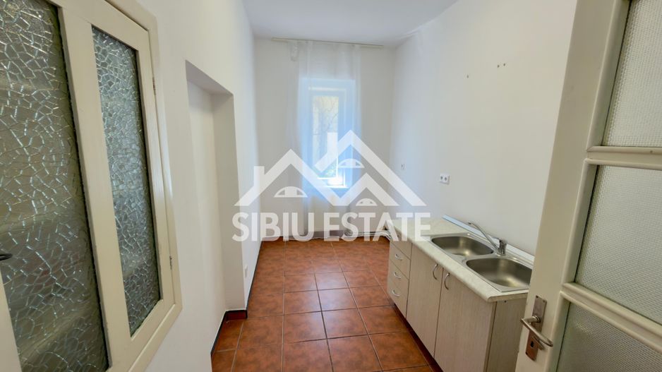 Casa zona centrala Sibiu 2 unitati, ideala investitie - Poză 19