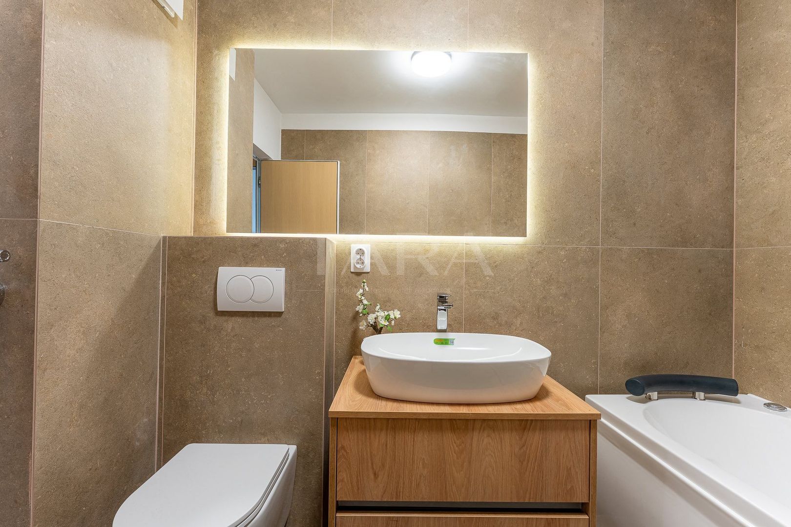 Apartament modern cu 2 camere și terasă generoasă – zona Iulius Mall. - Poză 23