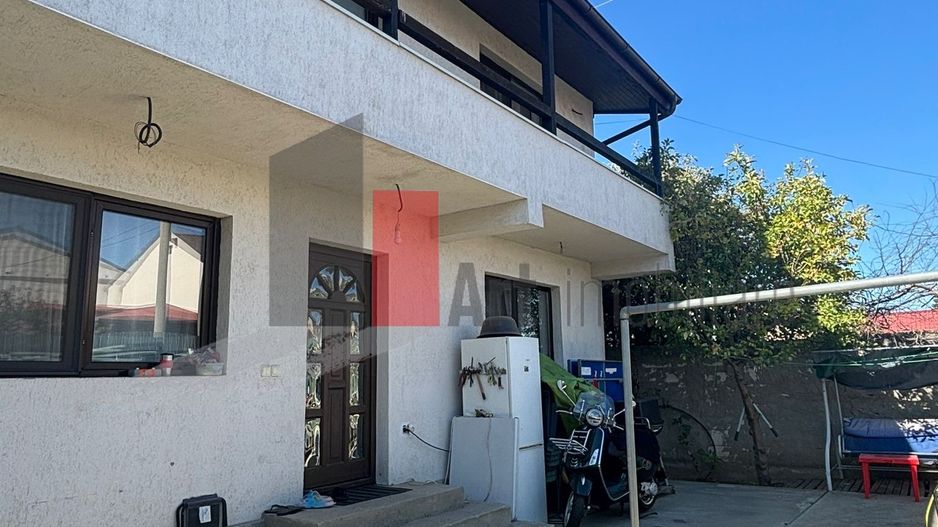 Casă modernă pentru familie, aproape de Parcul Teilor – mobilată complet - Poză 14