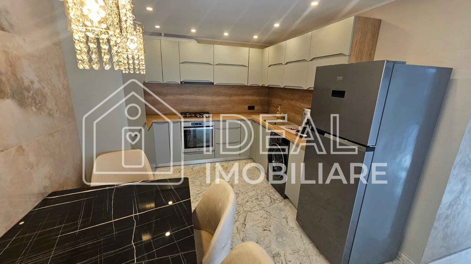 Casa Individuala cu 4 camere, de inchiriat, zona Lupeni - Poză 4