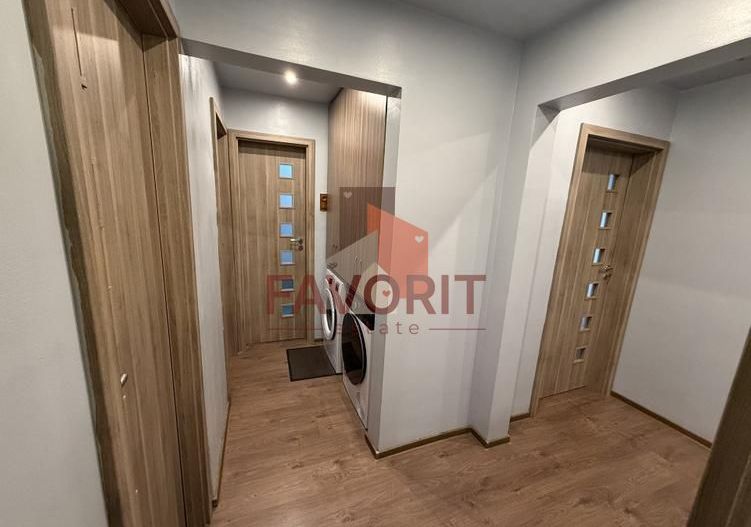 Aradului 3 camere decomandat, 2 bai, etaj 1 - Poză 13