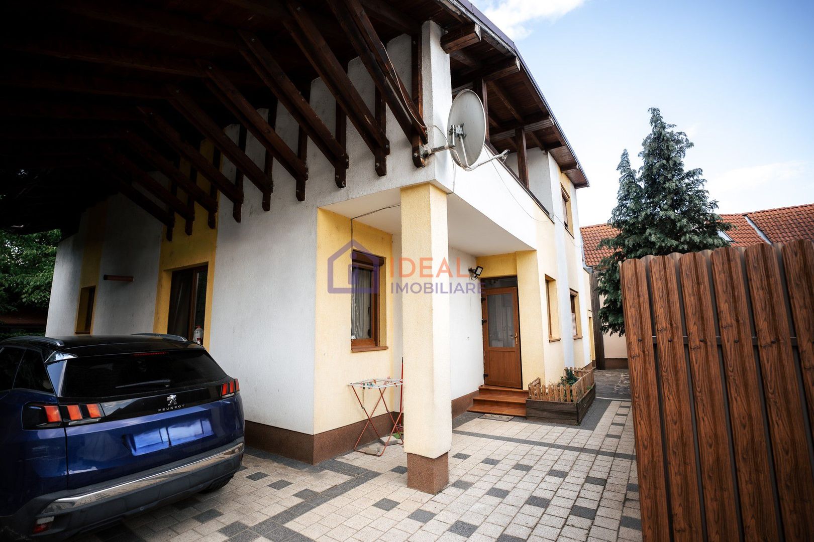 Casa Individuala Moderna cu 7 camere si 1480 mp de curte, In Selimbar - Poză 1