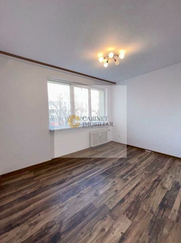 De Vânzare Apartament 3 Camere, 70mp, Etaj Intermediar, Zona Iancului - Poză 1