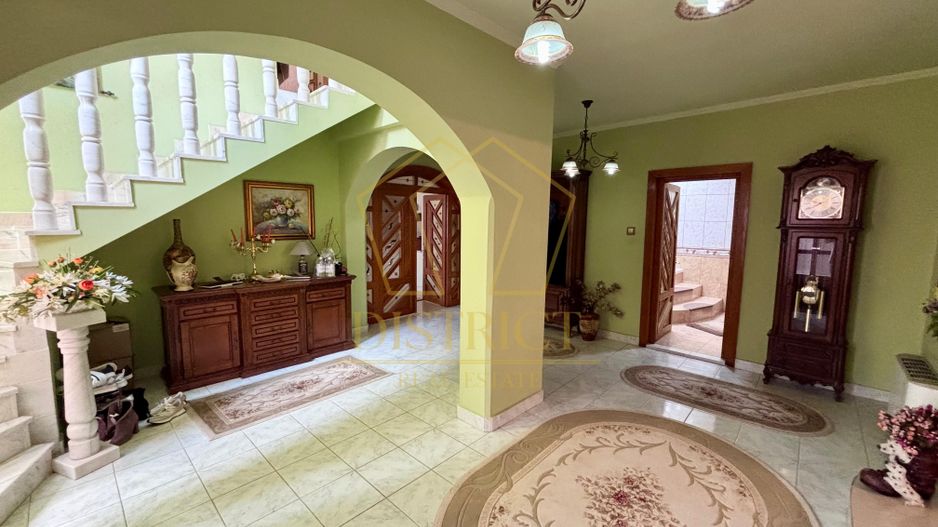 COM 0% Casa individuala spatioasa, piscina, garaj, anexe | Iosefin - Poză 14