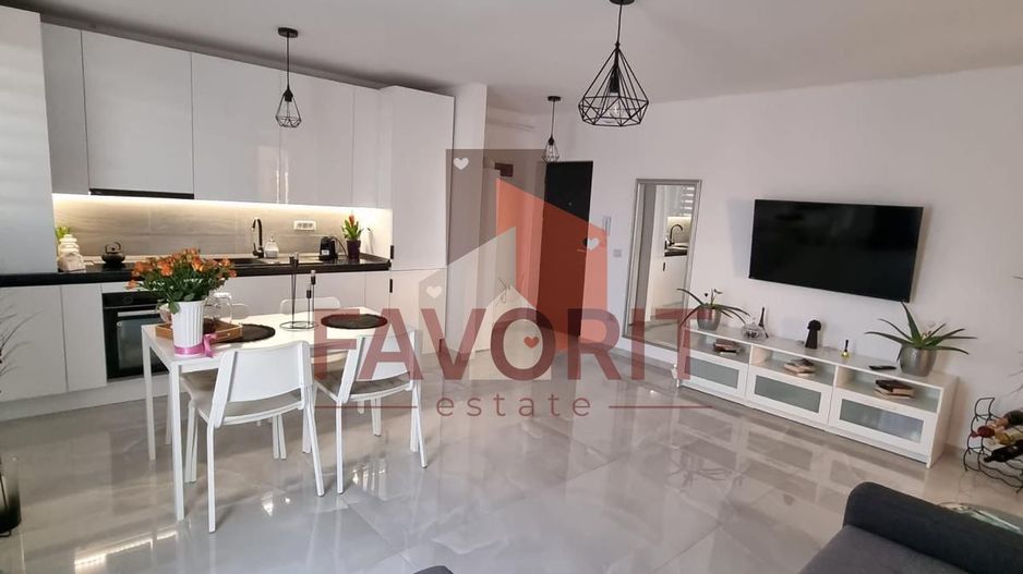 Braytim. Mobilat si utilat. Strada asfaltata - Poză 2