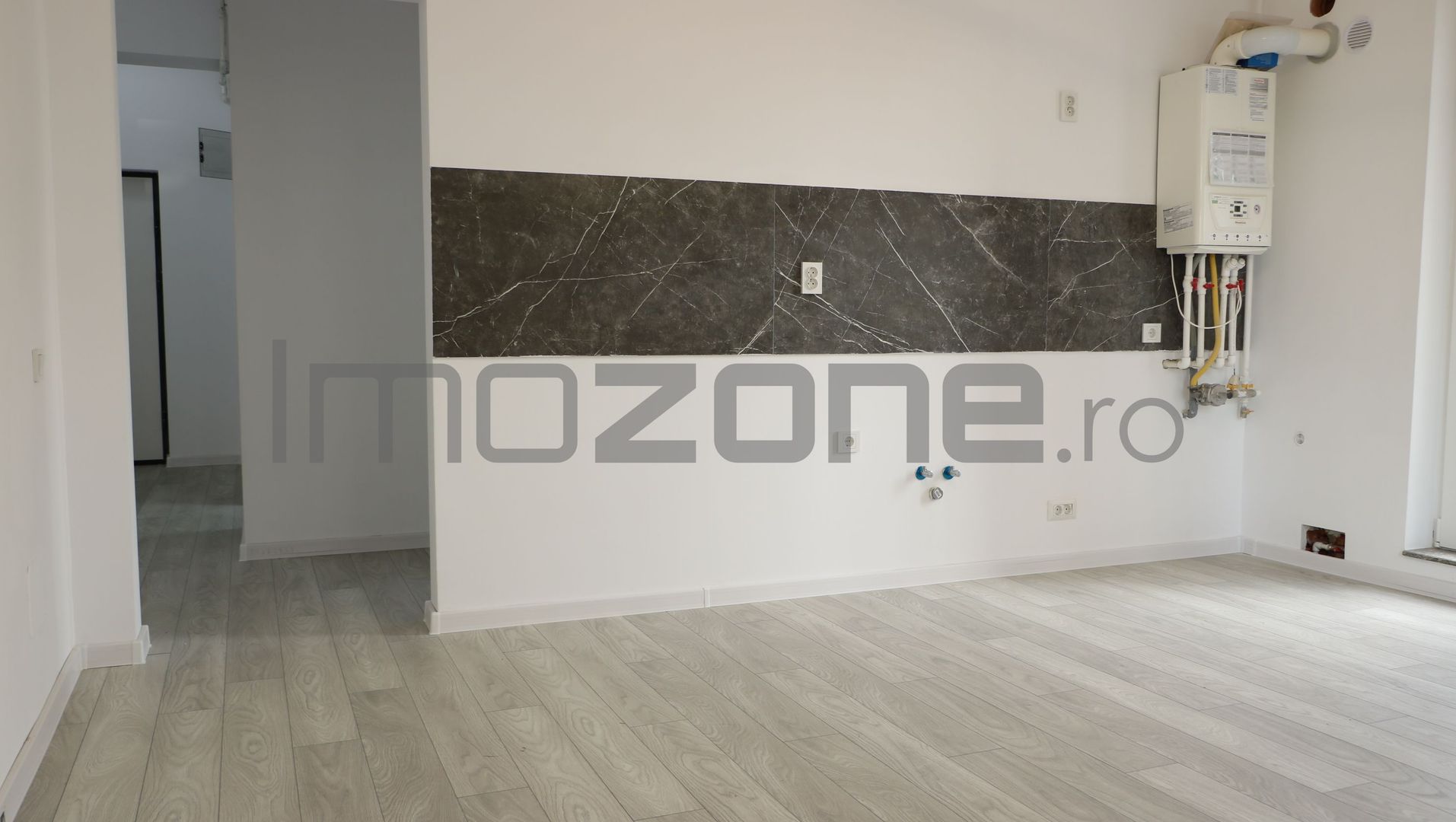 3 CAMERE LA PARTER CU CURTE PROPRIE DE 57MP,  2 BAI, POZITIE PE SUD, COMISION 0% - Poză 9