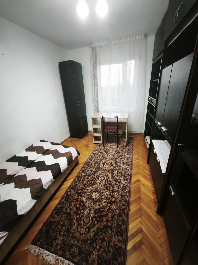 Apartament cu 3 dormitoare in zona UMFST ( 7 Noiembrie) - Poză 4