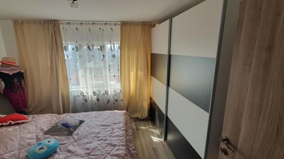 Apartament 3 camere2 bai 2 balcoane Centrala proprie. - Poză 4