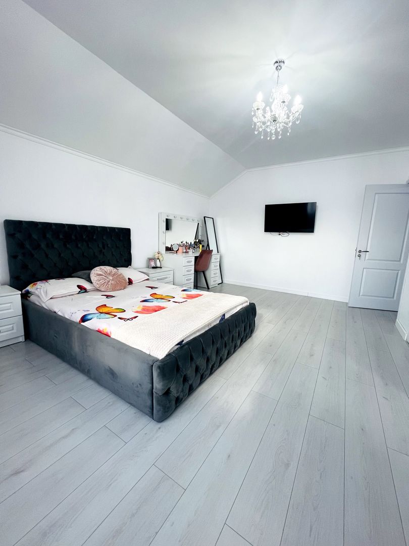 Casă de vânzare – 6 camere P+M, Haieu - Poză 18