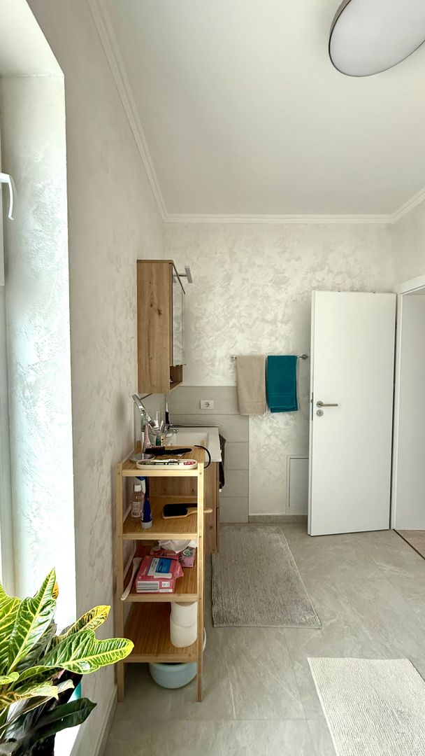 CASA SPATIOASA - Poză 12