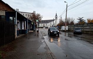 Apartament 3 camere, decomandat, Alexandru cel Bun, et 8 din 10, liber