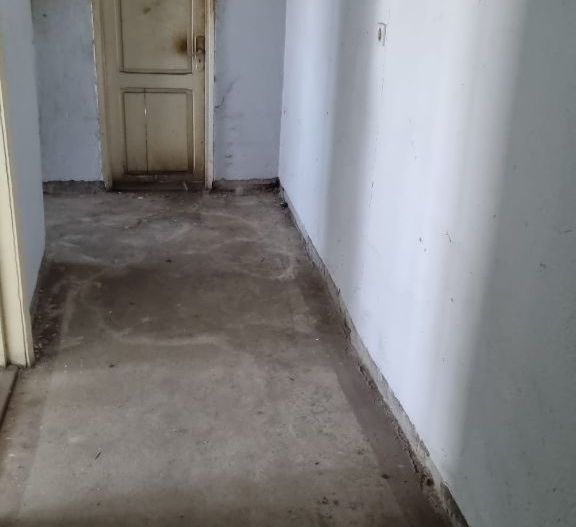 Apartament 2 camere,  etaj 4/4, de renovat, Micro14 - Poză 7