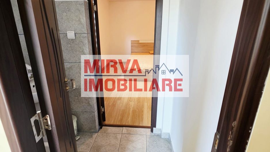 🏡 Casă renovată cu 6 camere, teren 557 mp – Berceni, Prahova - Poză 50