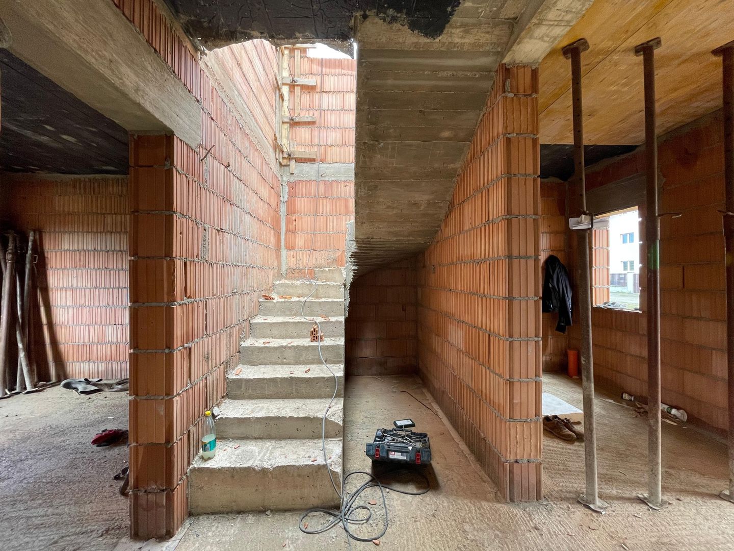 Duplex cu 5 camere, despărțit prin cameră tehnică-205.000€ |Urseni| - Poză 5