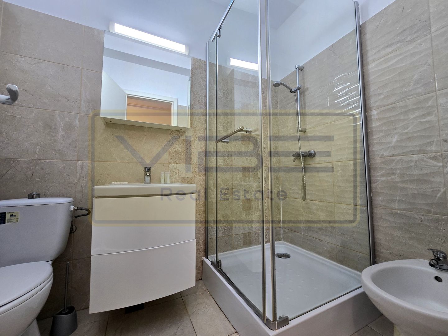 Piata Chirila- bloc nou- 3 camere - 550euro - Poză 6