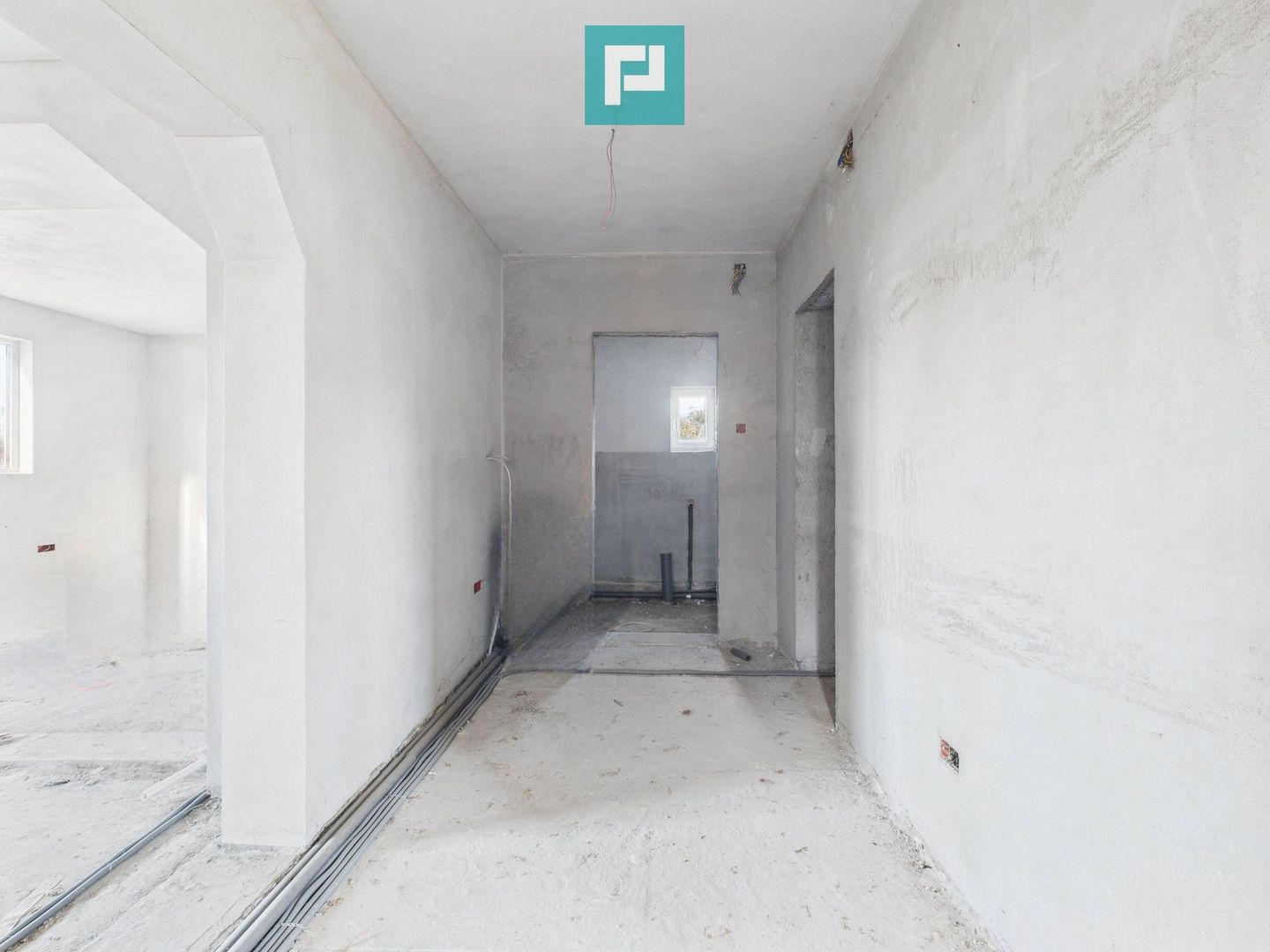 Casă cu panoramă spre dealurile Șiriei - Poză 5