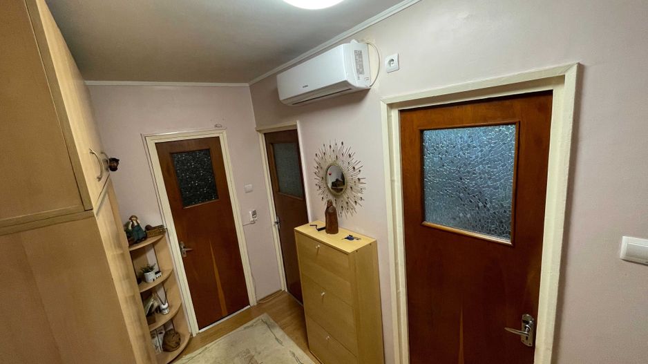 Apartament 2 camere zona Dacia/Victoria - Decomandat - Ocazie - Poză 2