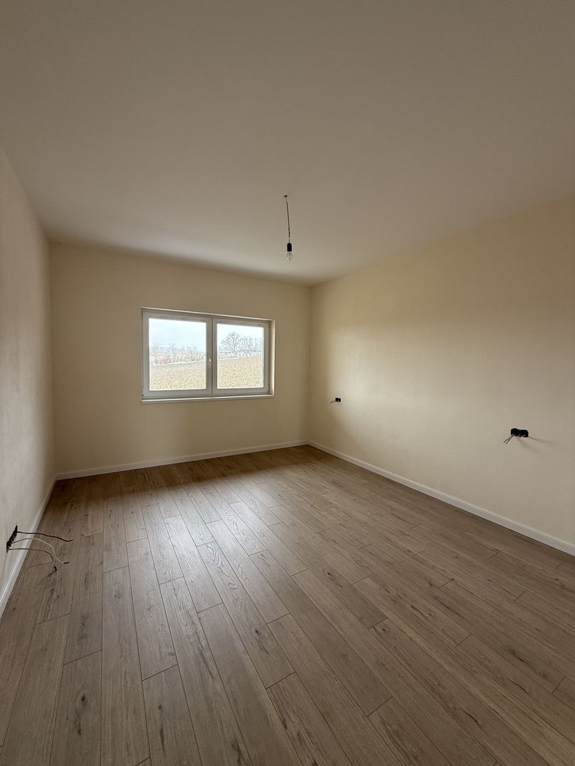 Casă de vânzare în Viile Sibiului – Confort și calitate premium! - Poză 3