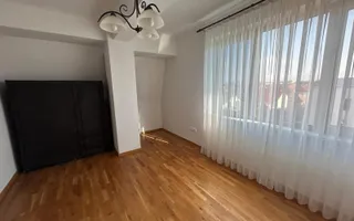 Penthouse exclusivist de închiriat – Strada Hipodromului, Sibiu - Poză 13