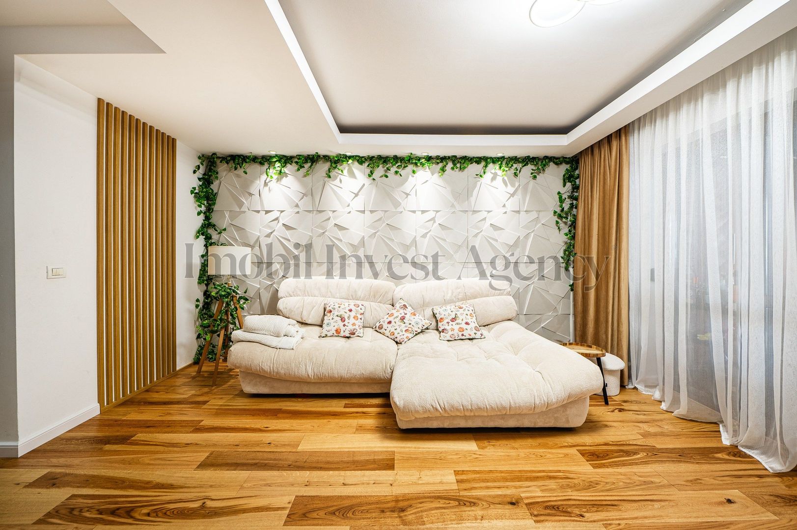 Duplex P+1+M cu grădină proprie, terasă și acces la piscină. - Poză 3