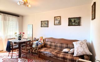 Apartament decomandat / etaj intermediar / Zona Grigorescu - Poză 2
