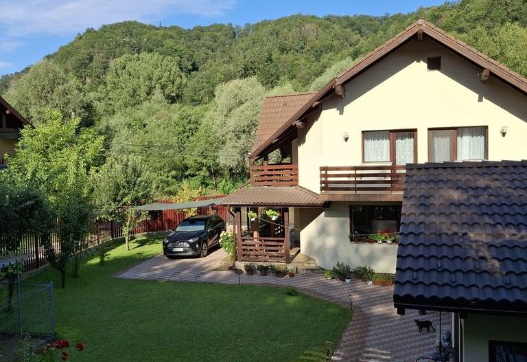 Casa rustica în zona superba Dambul Morii, Brasov - Poză 9