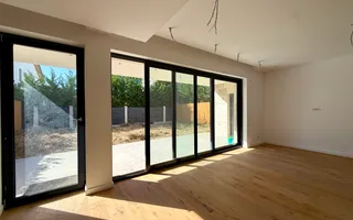 Vila Mediteraneana P+1E // 5 camere / 136 mp utili /garaj / Tunari - Poză 21
