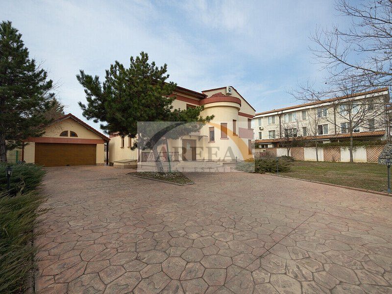 Vila cu 750 mp utili si teren de 1.480 mp in Erou Iancu Nicolae - Poză 3