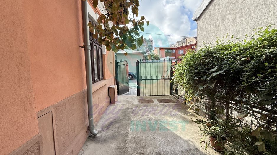 Casa singura in curte la 2 pasi de Calea Calarasilor - Poză 3