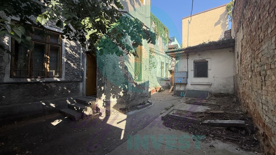 Casa singura in curte zona Mall Vitan - Poză 1