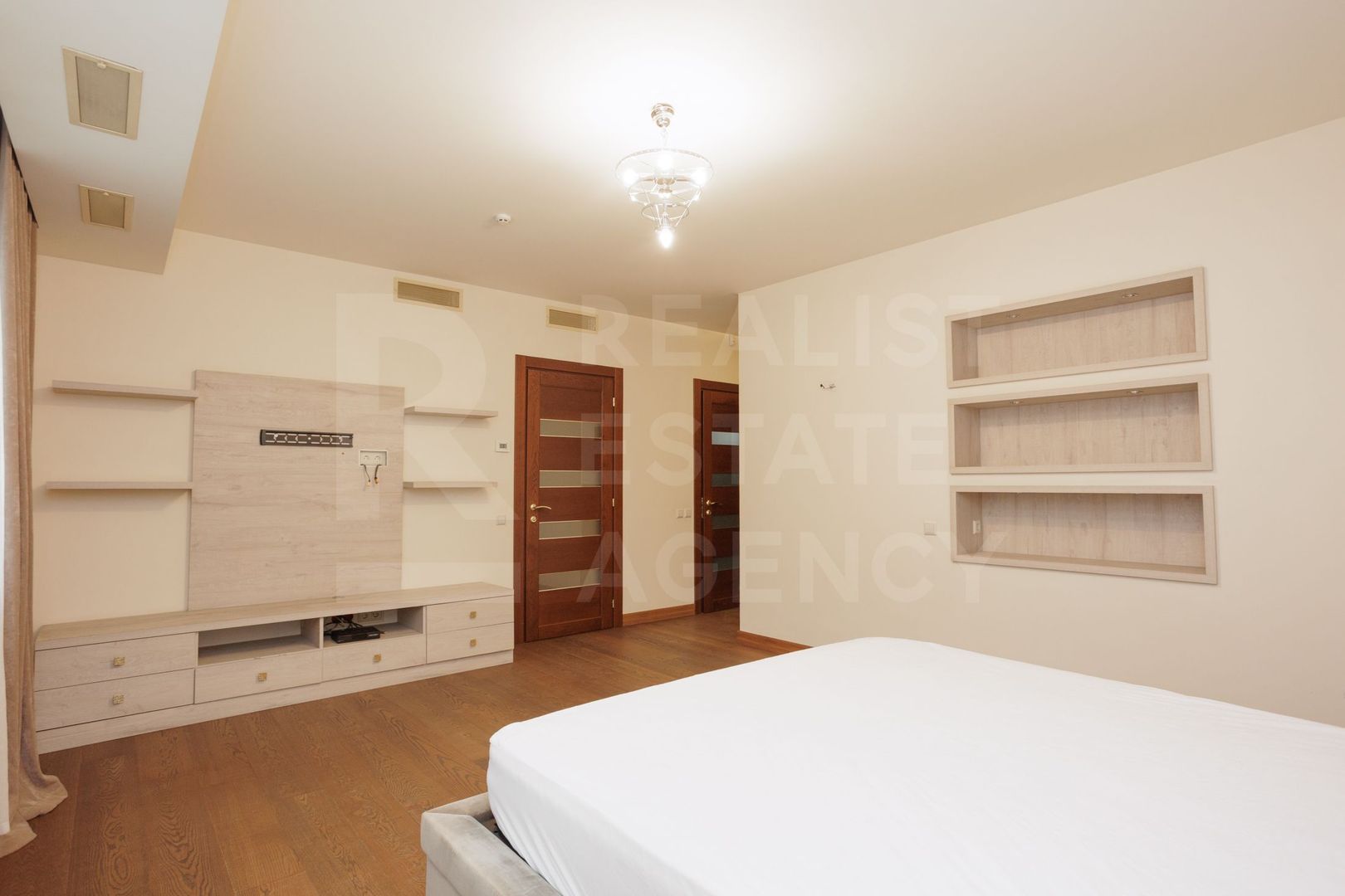 Chirie, Casa, 6 camere, Râscani - Poză 24