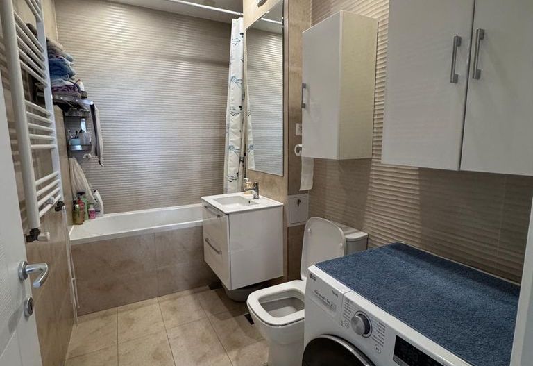 Vanzare apartament 3 camere in HILS Pallady cu parcare , 3 minute metrou - Poză 7