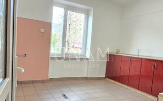 Birou renovat | Blocul 800 | ideal cabinet sau servicii - Poză 7