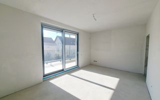 Penthouse 150 mp utili+ terase 200 mp+ 2 parcari subterane +curte 120 mp - Poză 4