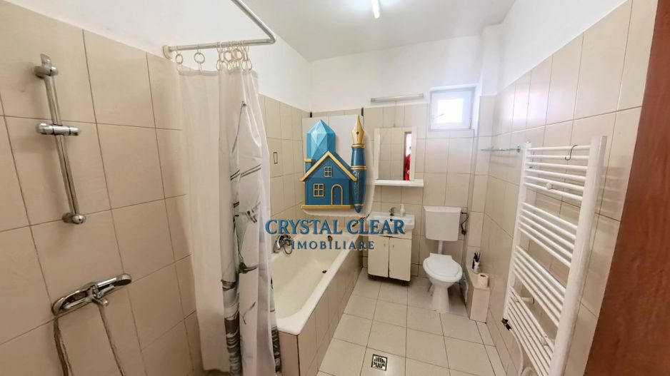 Două case în curte comună, 6 camere + 385 teren - zona semicentrală - Poză 26