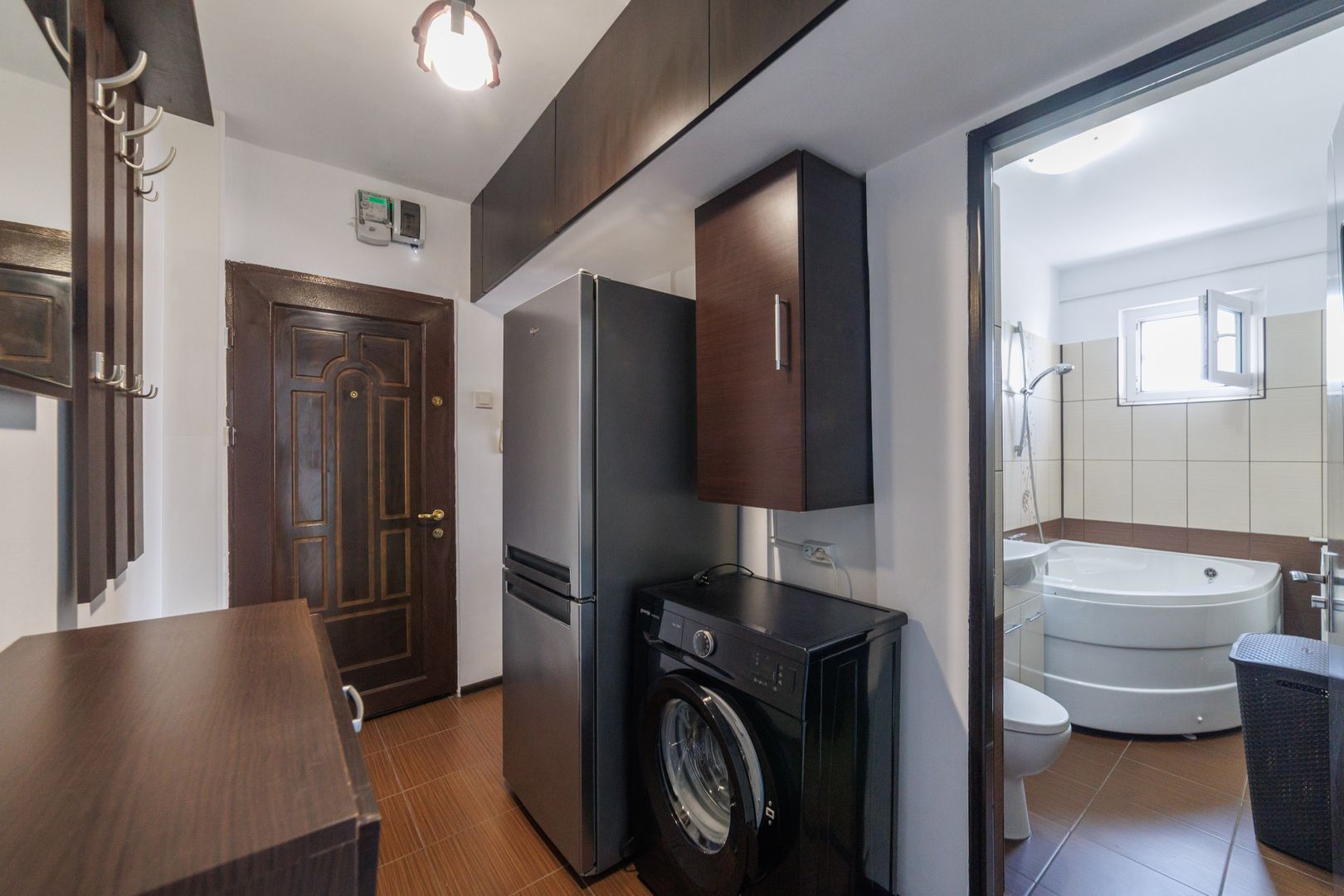 Apartament gata de mutat cu 2 camere si parcare inclusa – Banat - Poză 12
